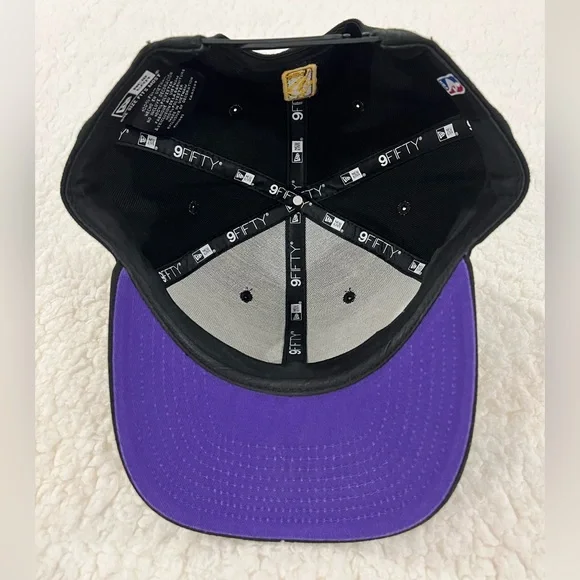 Los Angeles Lakers New Era Snapback - Picture 4 of 5